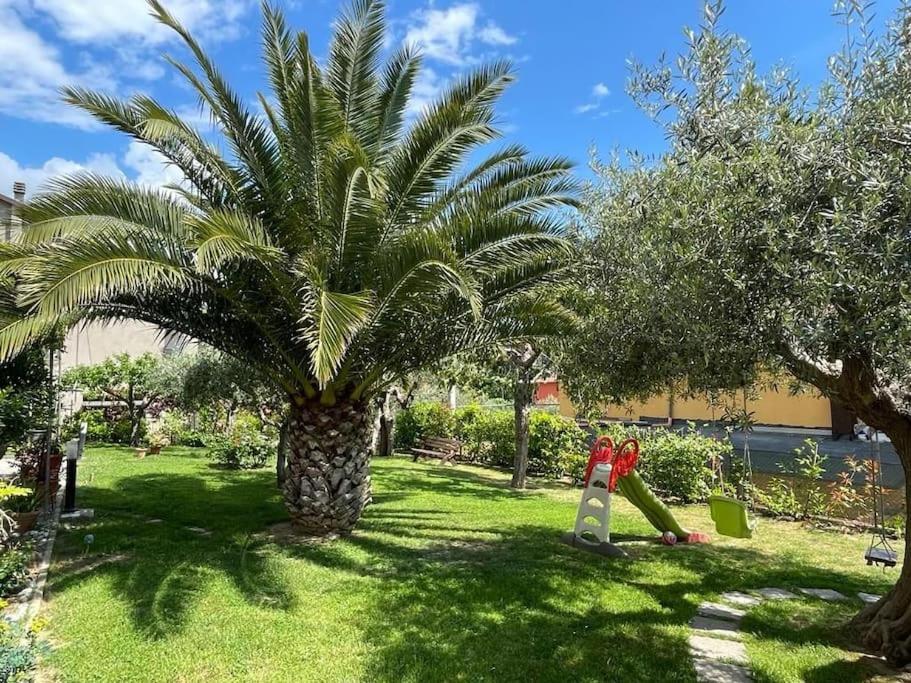 Apartamento La Dimora Delle Rose Passignano sul Trasimeno Exterior foto